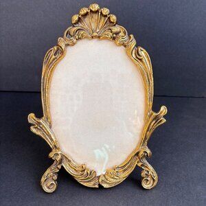 Vintage Gold Tone Picture Frame Metal Oval Scrolls Victorian Art Nouveau Style